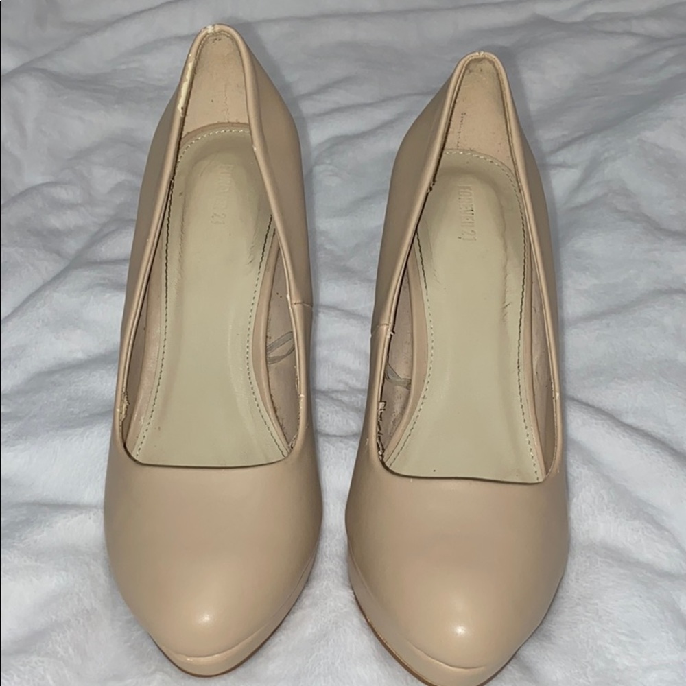 Forever 21 Women’s nude stiletto pumps